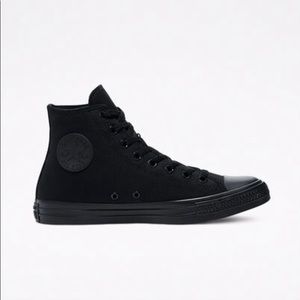 High top all black converse size 7